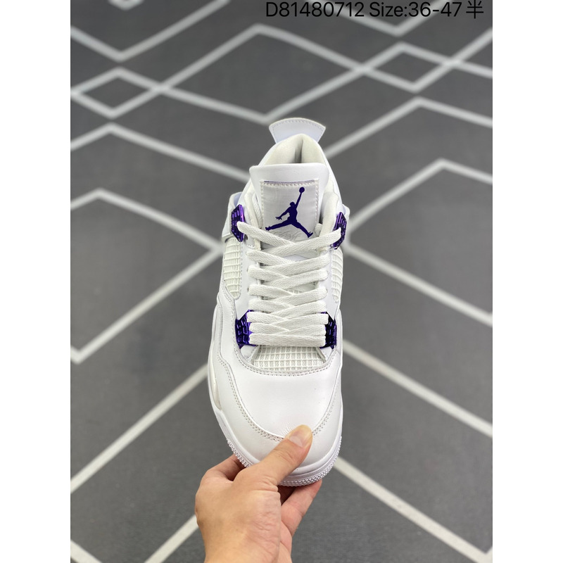 Air Jordan 4 Retro