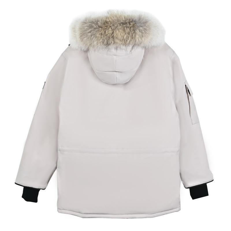 Can*a Go*e expedition parka in white