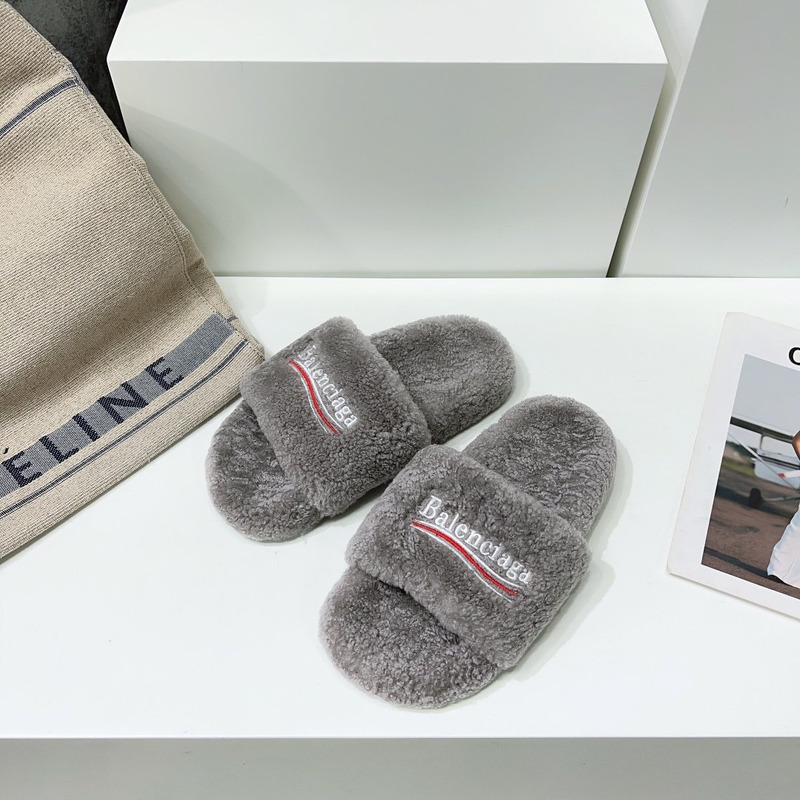 Ba*len*cia*ga logo-embroidered faux shearling slides grey