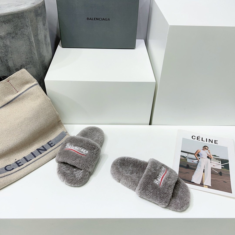 Ba*len*cia*ga logo-embroidered faux shearling slides grey