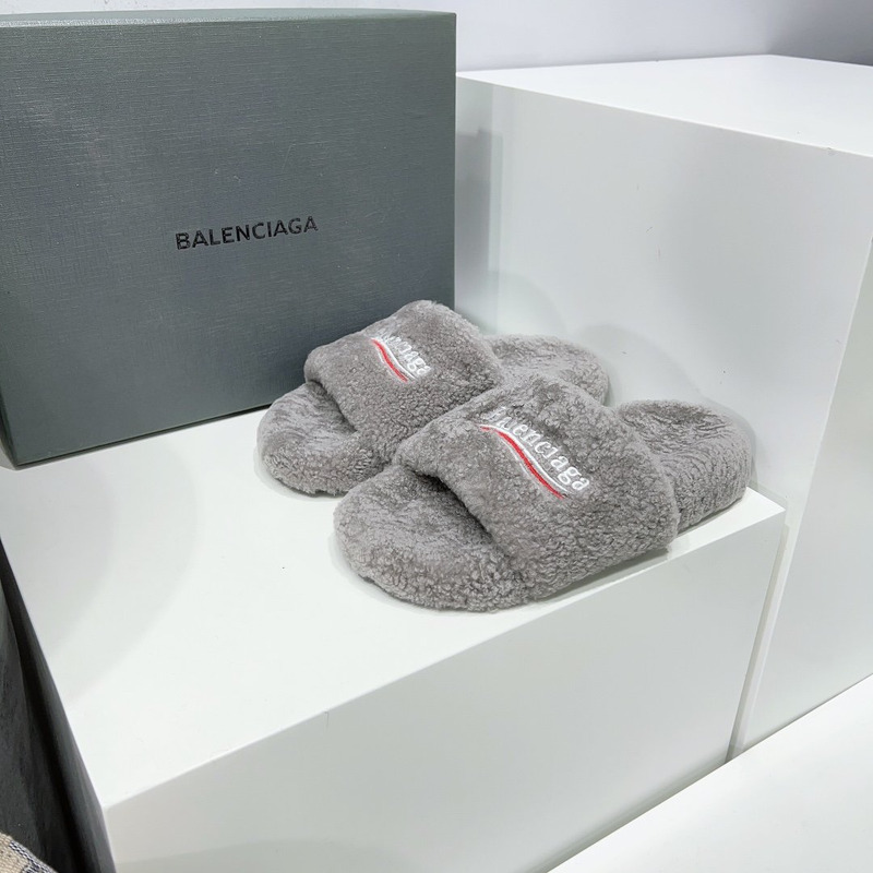 Ba*len*cia*ga logo-embroidered faux shearling slides grey