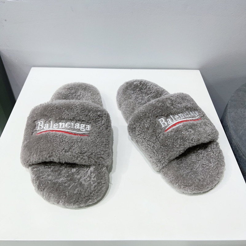 Ba*len*cia*ga logo-embroidered faux shearling slides grey