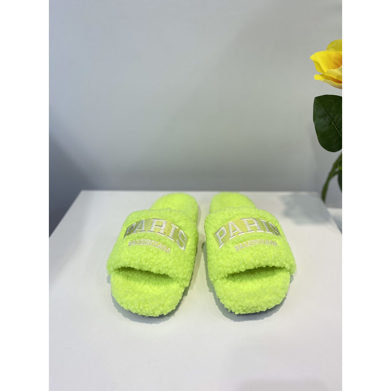 Ba*len*cia*ga logo-embroidered paris faux slides neon green