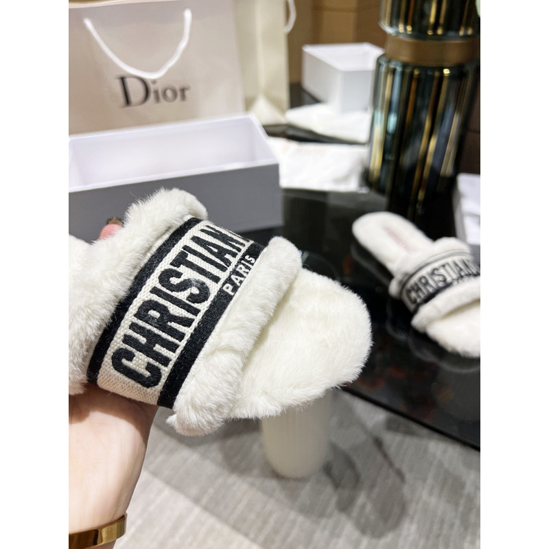 D*or chez moi slides embroidered cotton and shearling white