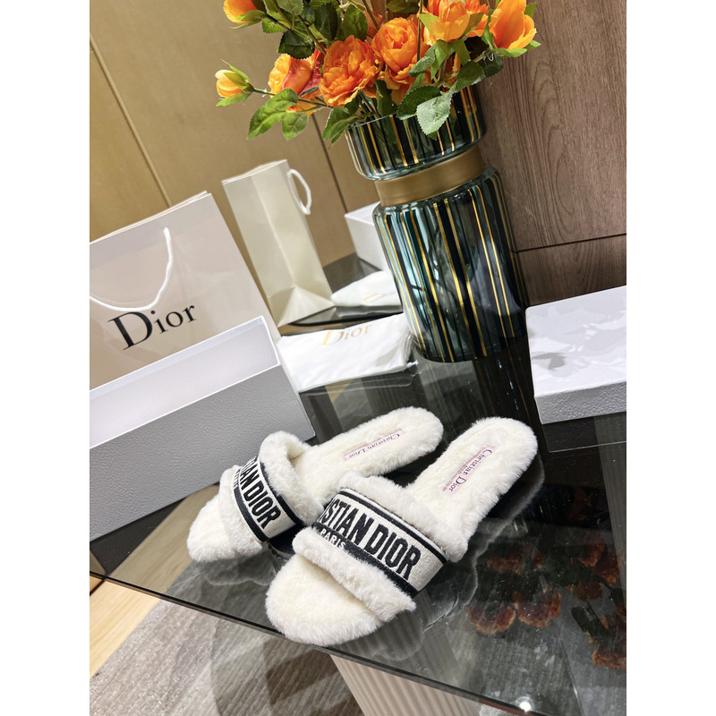 D*or chez moi slides embroidered cotton and shearling white