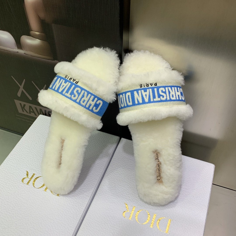 D*or chez moi slides embroidered cotton and shearling white&blue