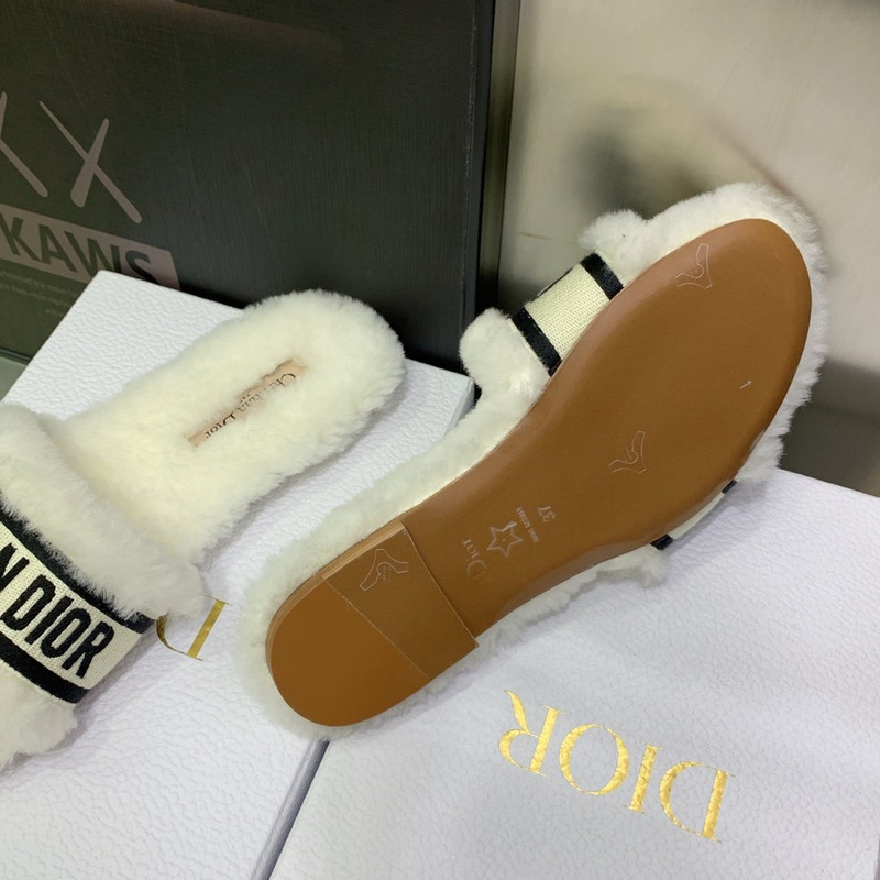 D*or chez moi slides embroidered cotton and shearling white