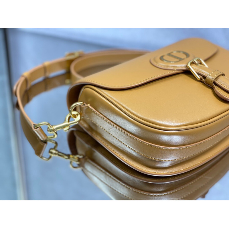 D*or bobby bag medium box calfskin caramel