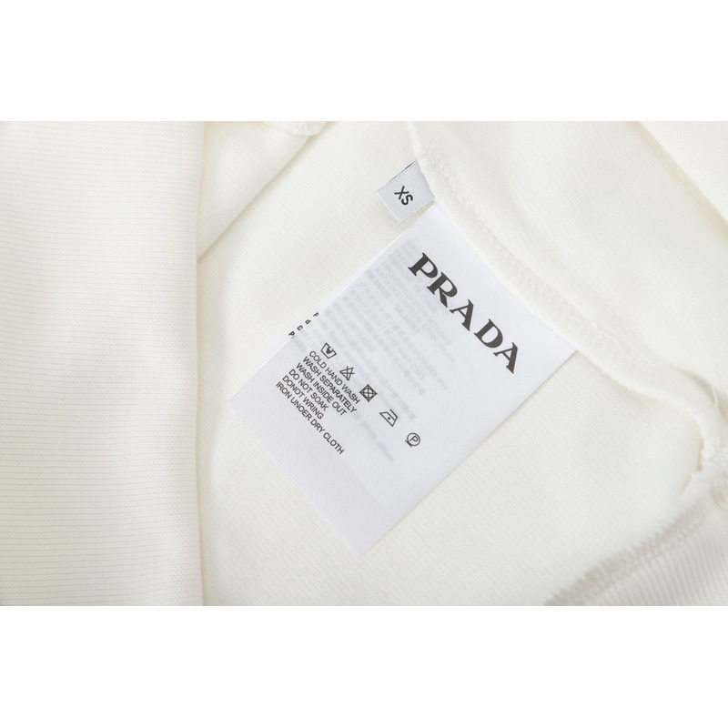 Pra*a wool and re-nylon sweater white