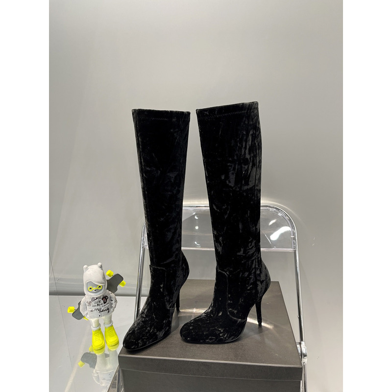 Saint Laurent Talia Boots In Velvet Black