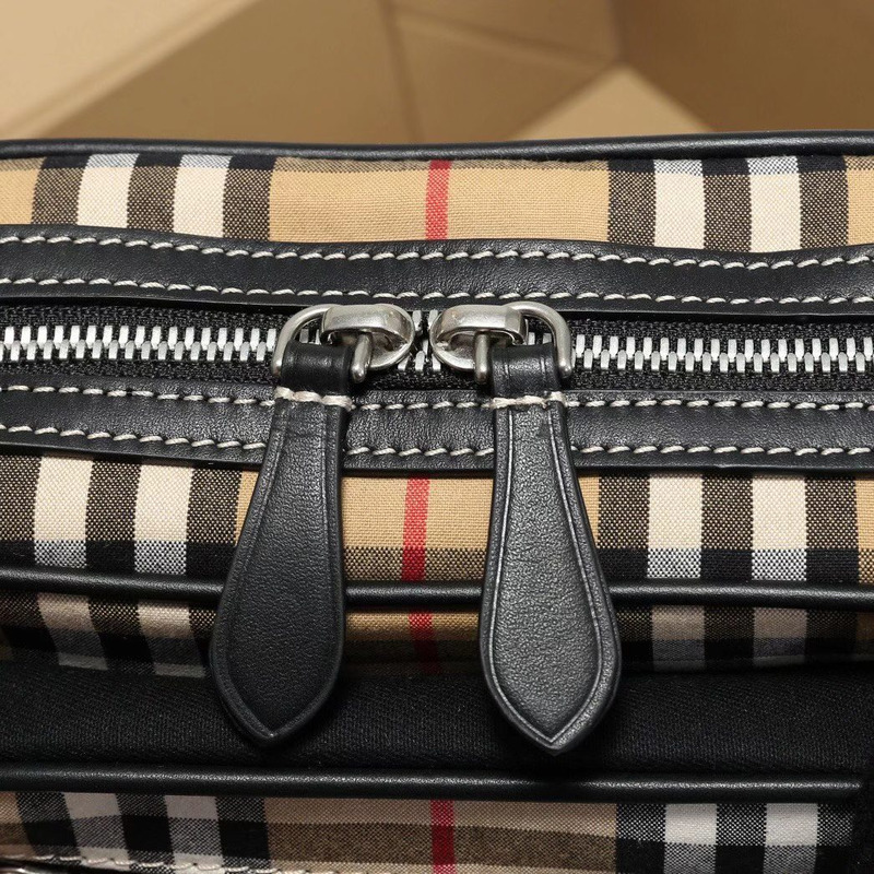 B**rry vintage check and leather crossbody bag