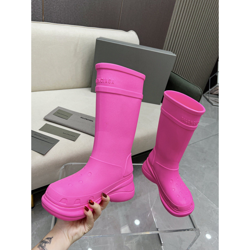 Ba*len*cia*ga x crocs rubber boot fuchsia