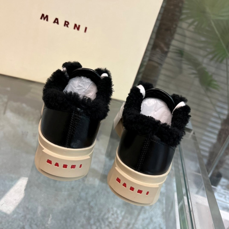 Marni Damen Sneakers Black