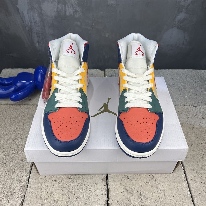 Jordan 1 Mid SE Multi-color Sneaker