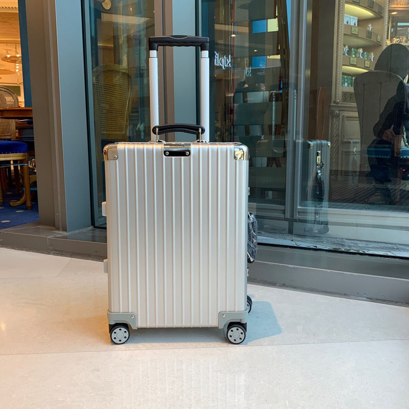 Rimowa Metallic Classic Cabin luggage