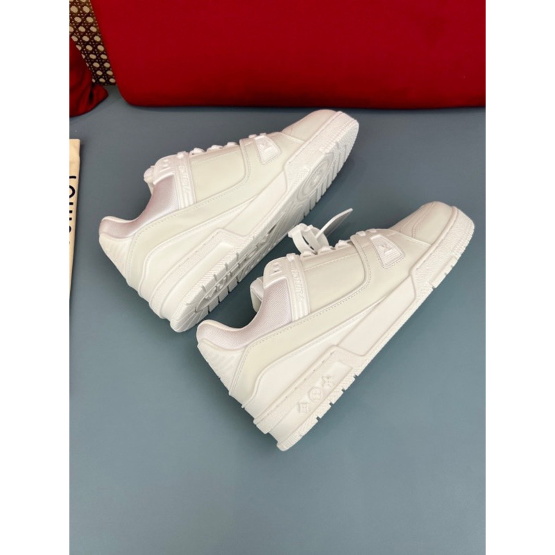 l**is V*t*n lv trainer sneaker white