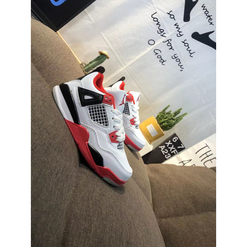 Jordan 4 Retro Fire Red Kids Sneaker