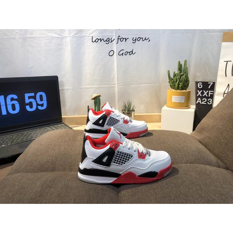 Jordan 4 Retro Fire Red Kids Sneaker