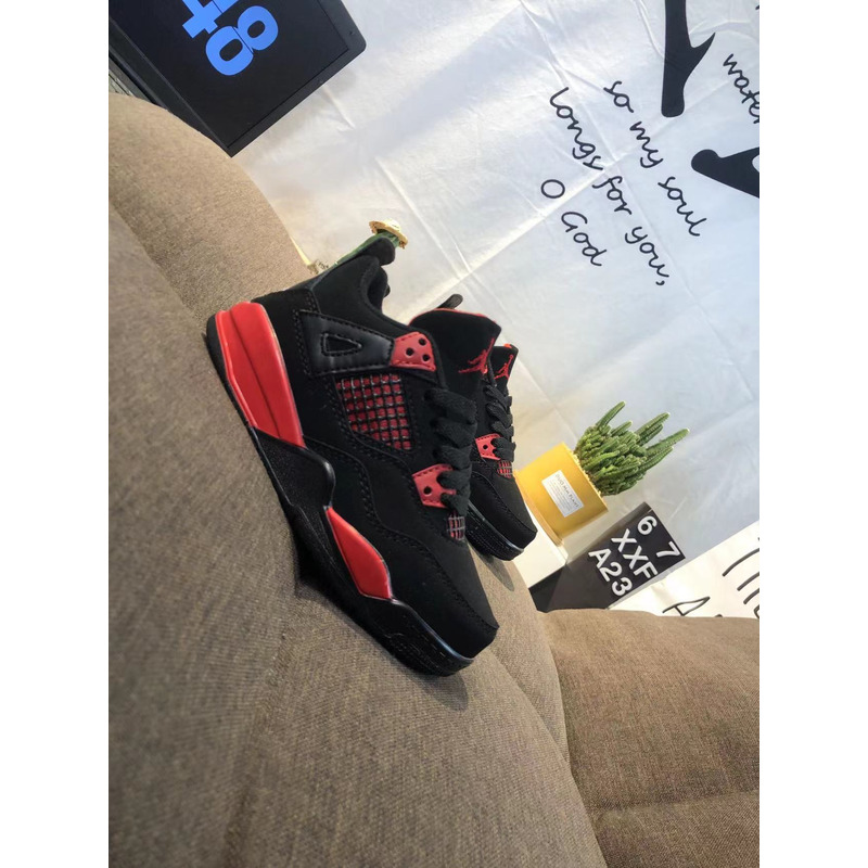 Jordan 4 Retro Thunder (GS) Red Kids Sneaker