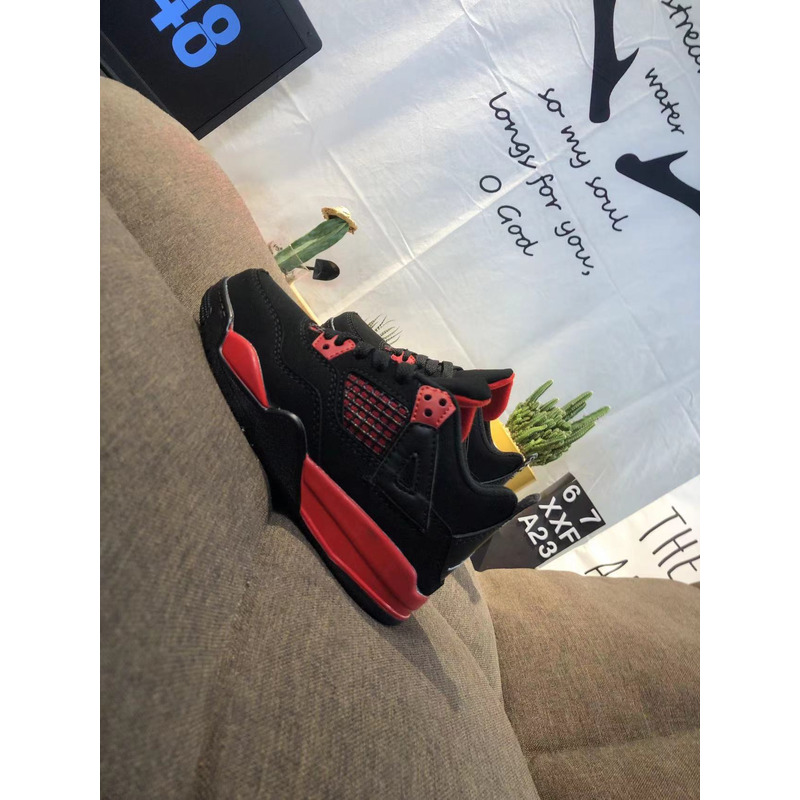 Jordan 4 Retro Thunder (GS) Red Kids Sneaker