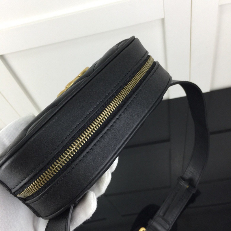 G*u*i gg marmont matelasse belt bag black