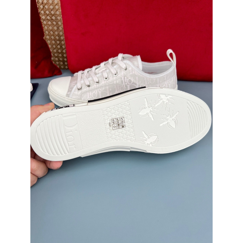 D*or b23 low top oblique in white