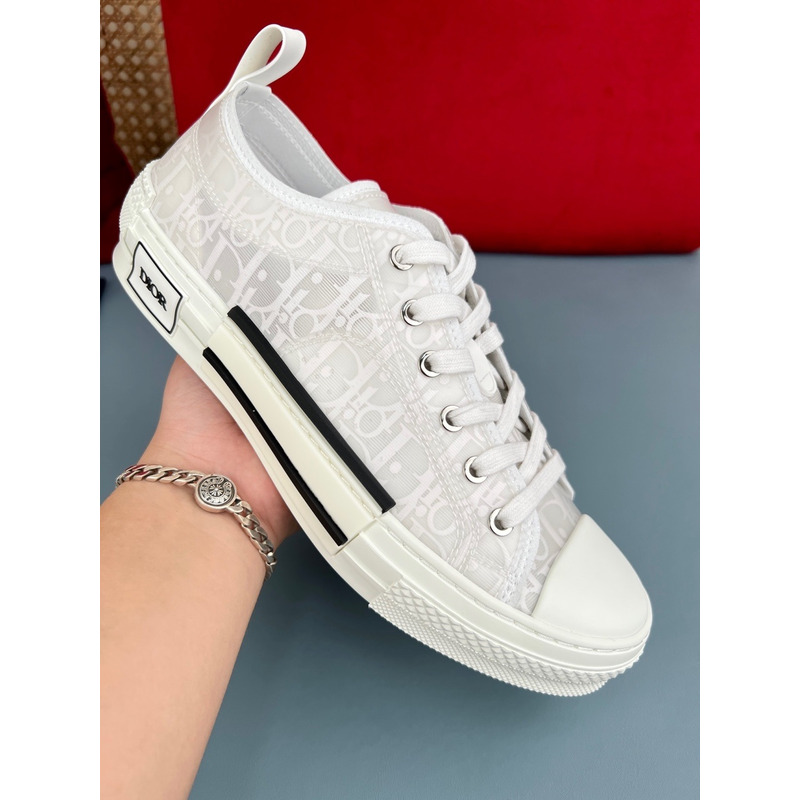 D*or b23 low top oblique in white