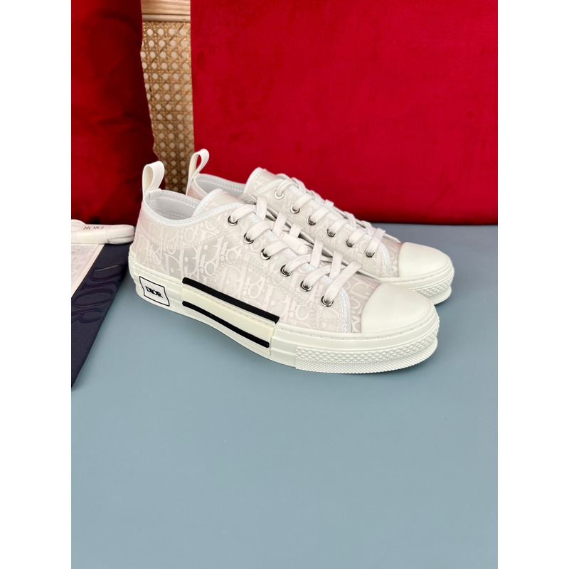 D*or b23 low top oblique in white