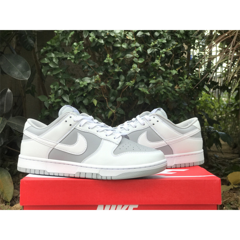 Nike Dunk Low Retro White Grey