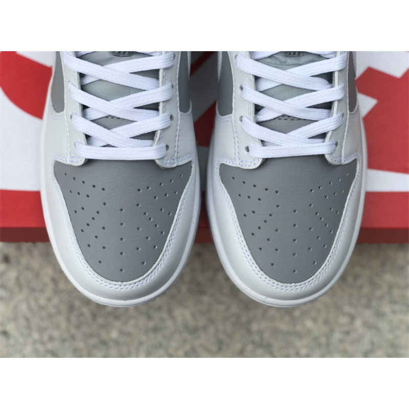 Nike Dunk Low Retro White Grey