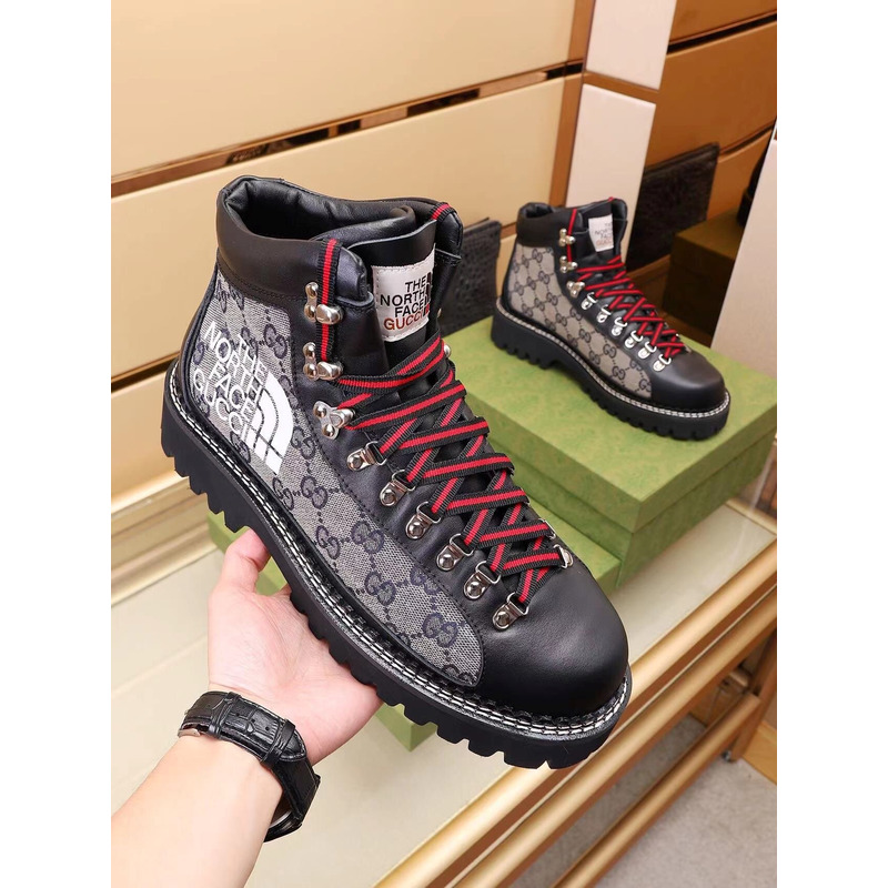 G*u*i x the north face ankle boots black