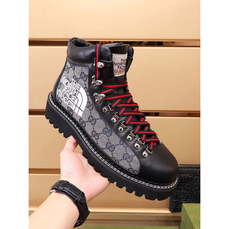 G*u*i x the north face ankle boots black