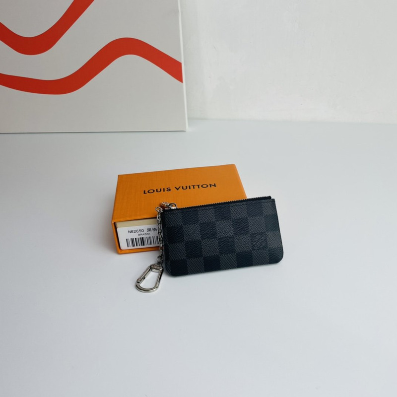 l**is V*t*n damier graphite key pouch