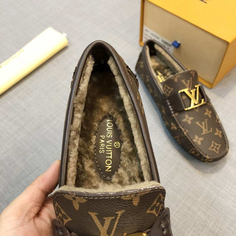 l**is V*t*n  monogram canvas loafer brown