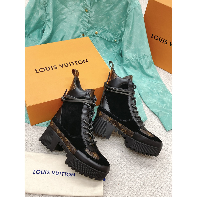 l**is V*t*n laureate platform desert boots black