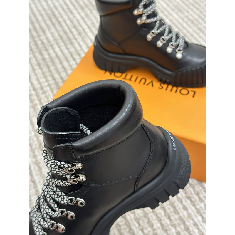 l**is V*t*n ruby flat military boots black