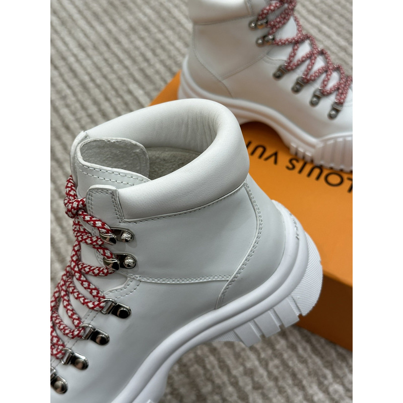 l**is V*t*n ruby flat military boots white