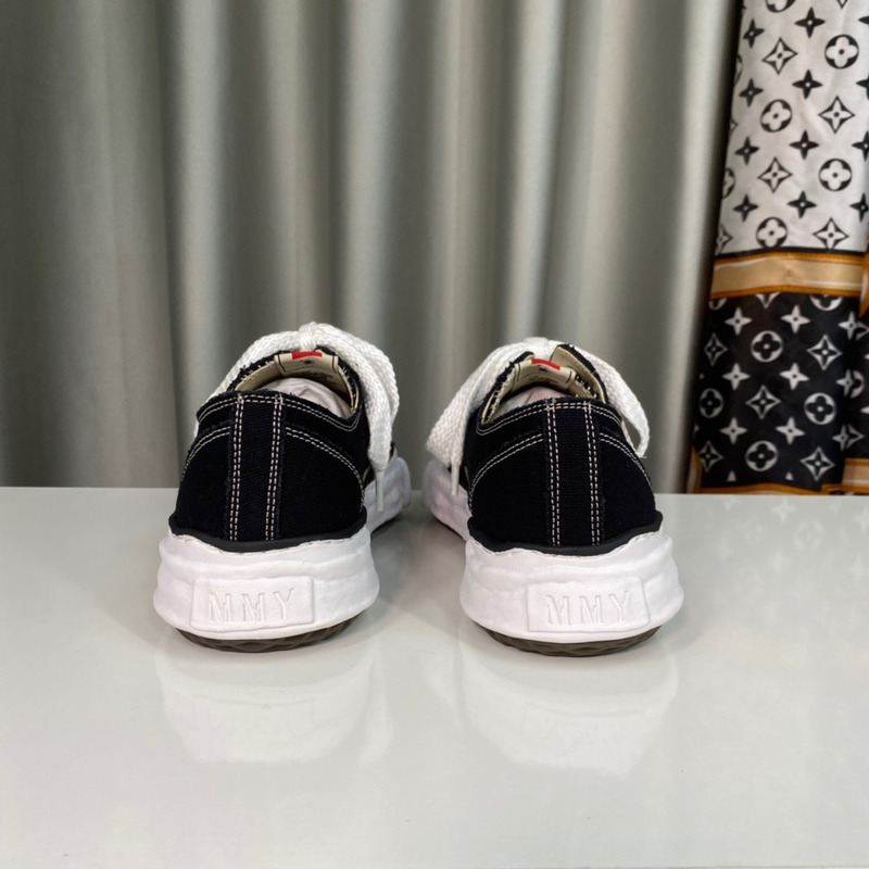 MaisonMinaraYasuhiro Peterson low Sneaker Black