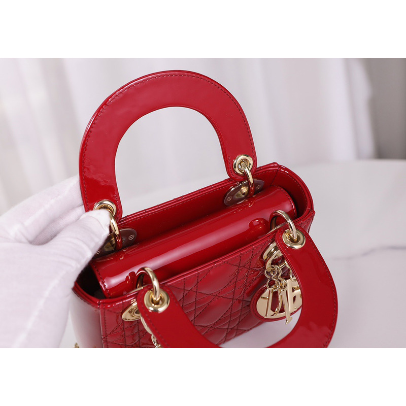 D*or lady mini classic lacquer bag red