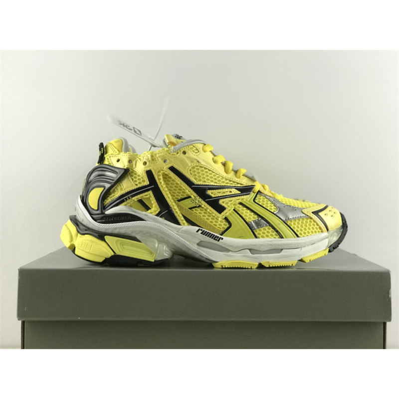 Ba*len*cia*ga runner low top sneakers yellow