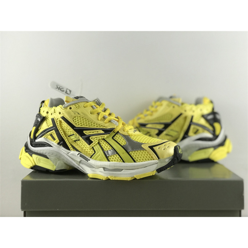 Ba*len*cia*ga runner low top sneakers yellow