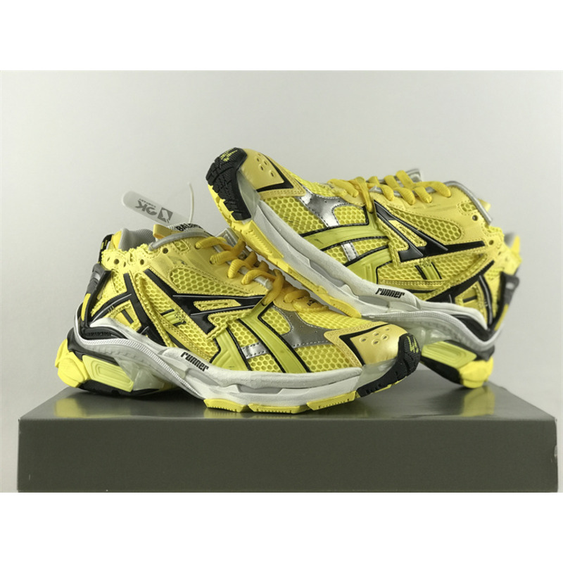 Ba*len*cia*ga runner low top sneakers yellow