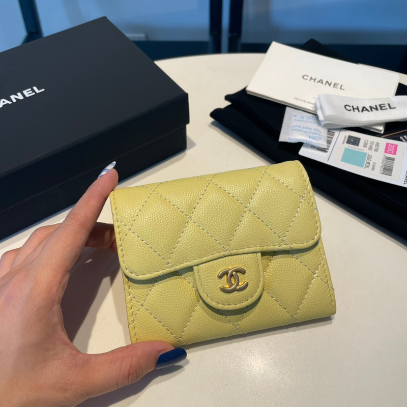 Ch*el classic flap wallet yellow