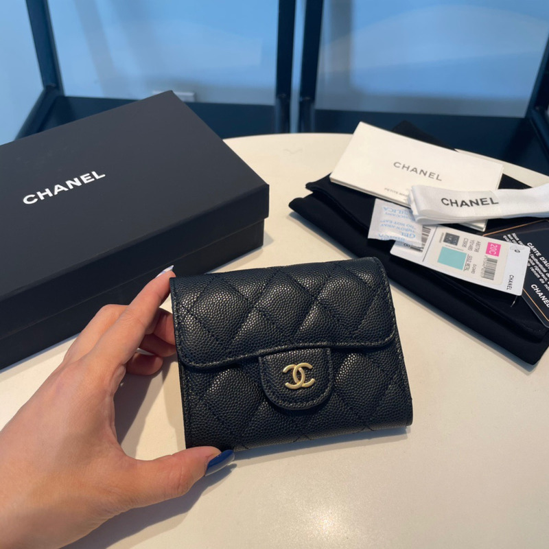 Ch*el classic flap wallet black