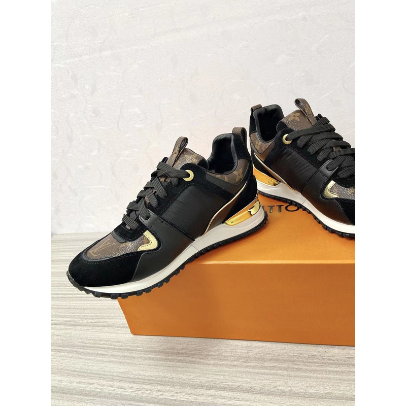 l**is V*t*n run away leather trainers black