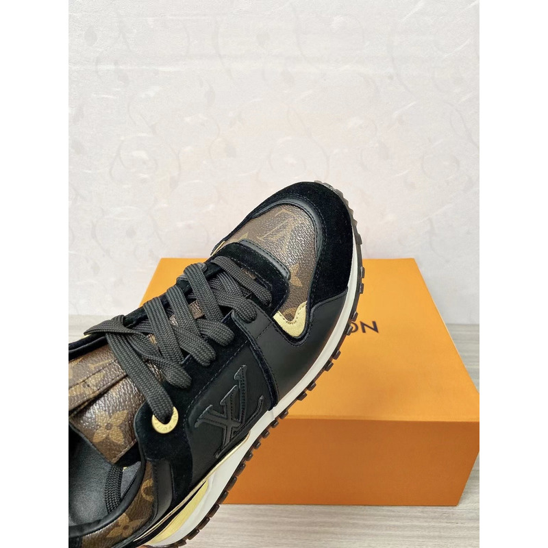 l**is V*t*n run away leather trainers black