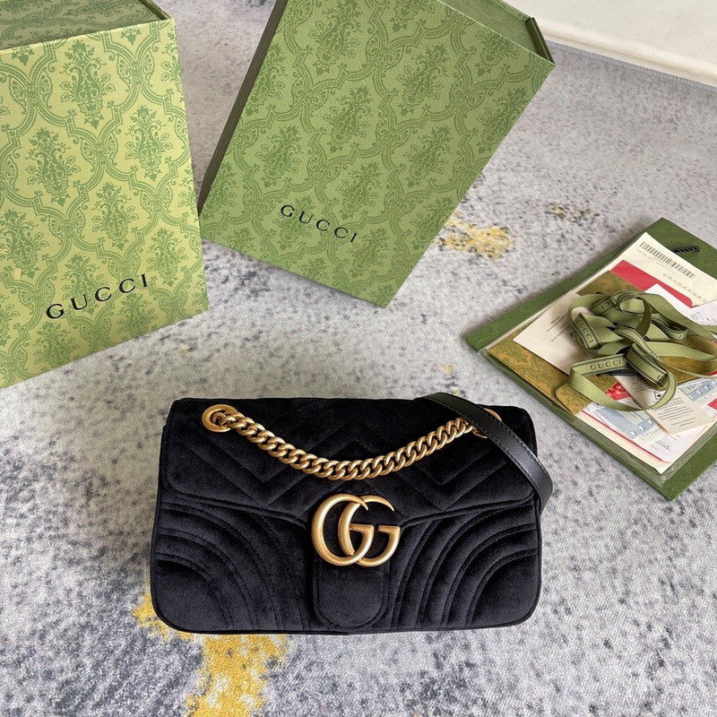 G*u*i marmont velvet shoulder bag meduim black