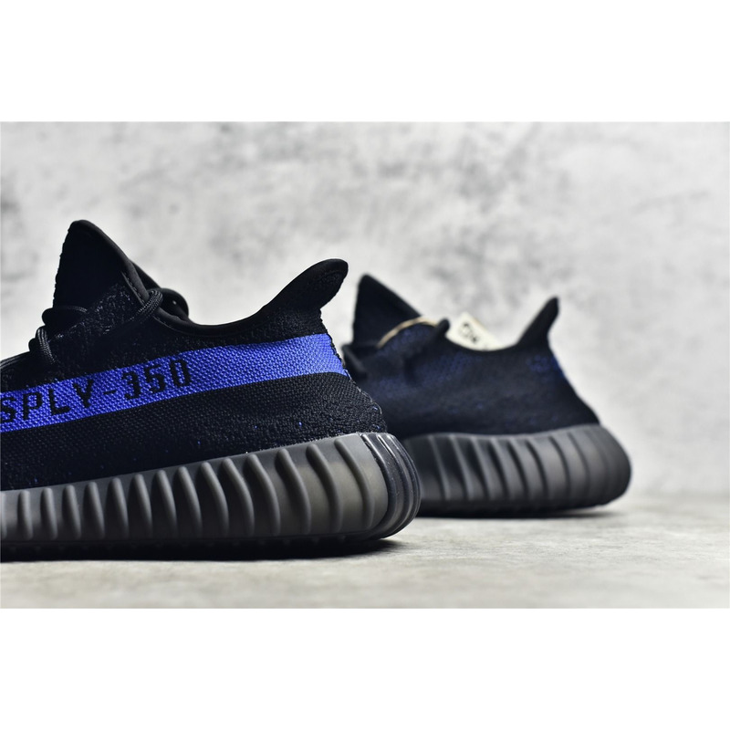 YEEZY 350 V2 \"Dazzling Blue\"