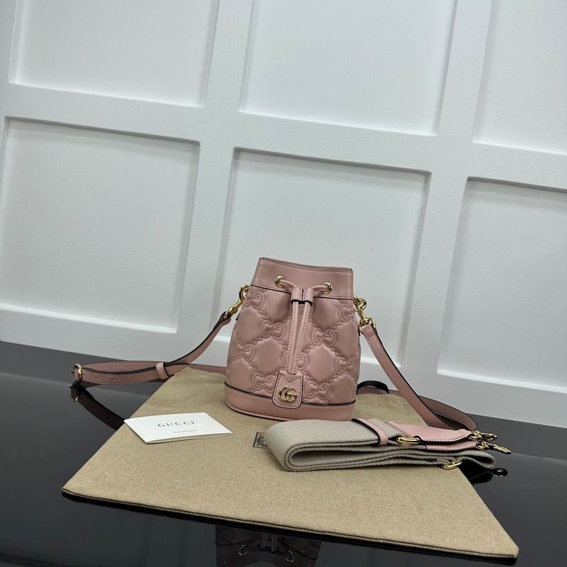 G*u*i gg matelassé leather bucket bag pink