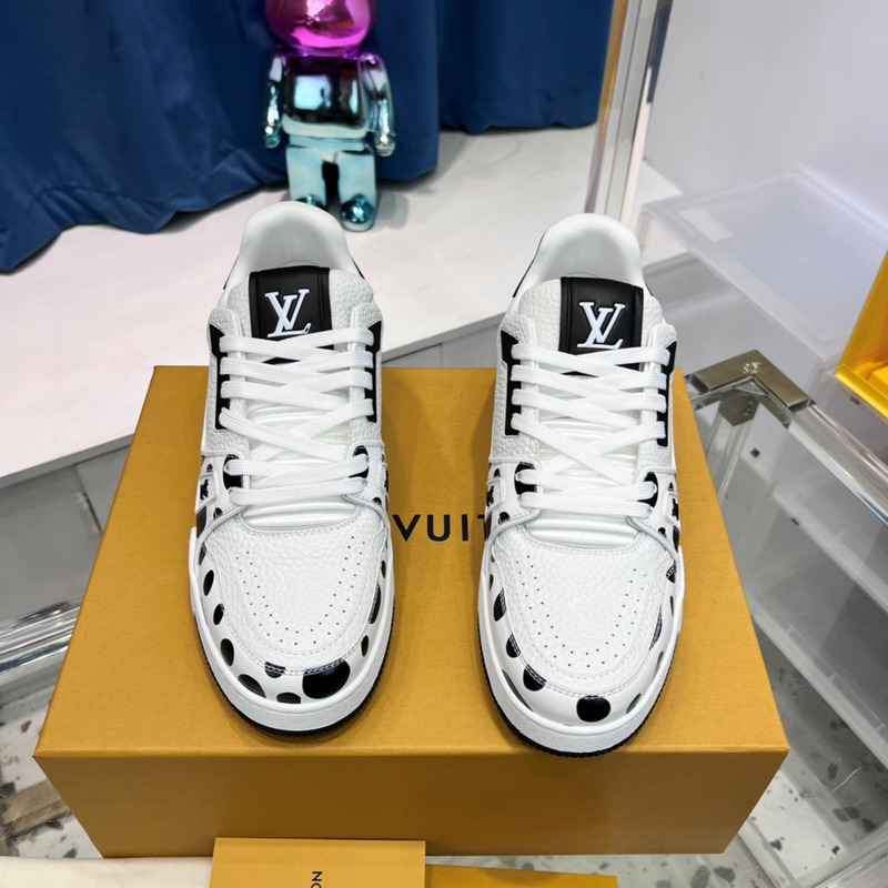 l**is V*t*n lv x yk lv tranier sneaker black